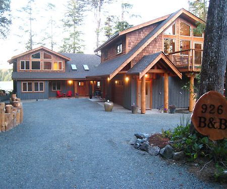 Black Bear Guesthouse Tofino Extérieur photo