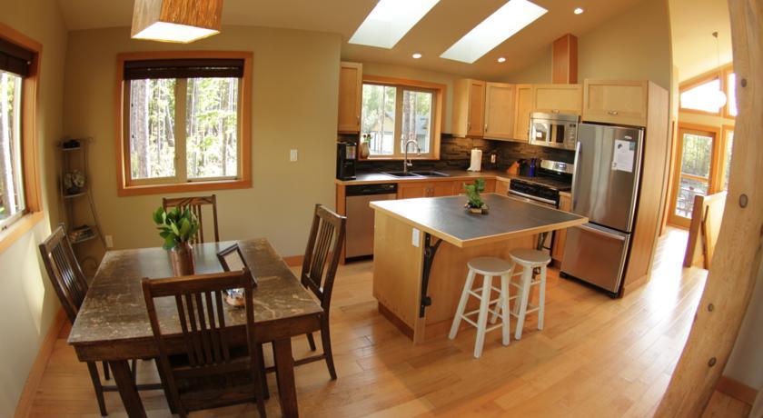 Black Bear Guesthouse Tofino Chambre photo