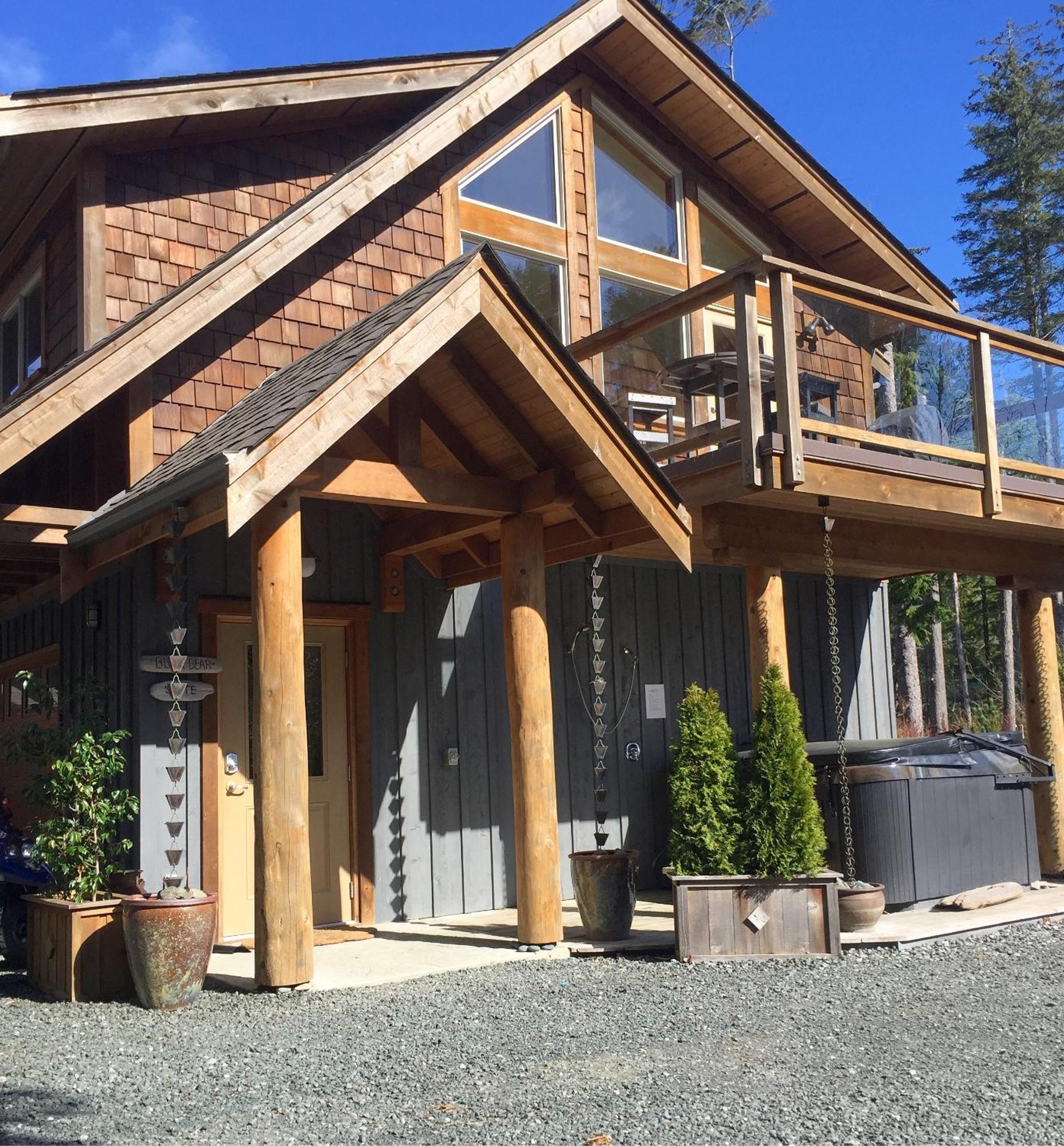 Black Bear Guesthouse Tofino Extérieur photo