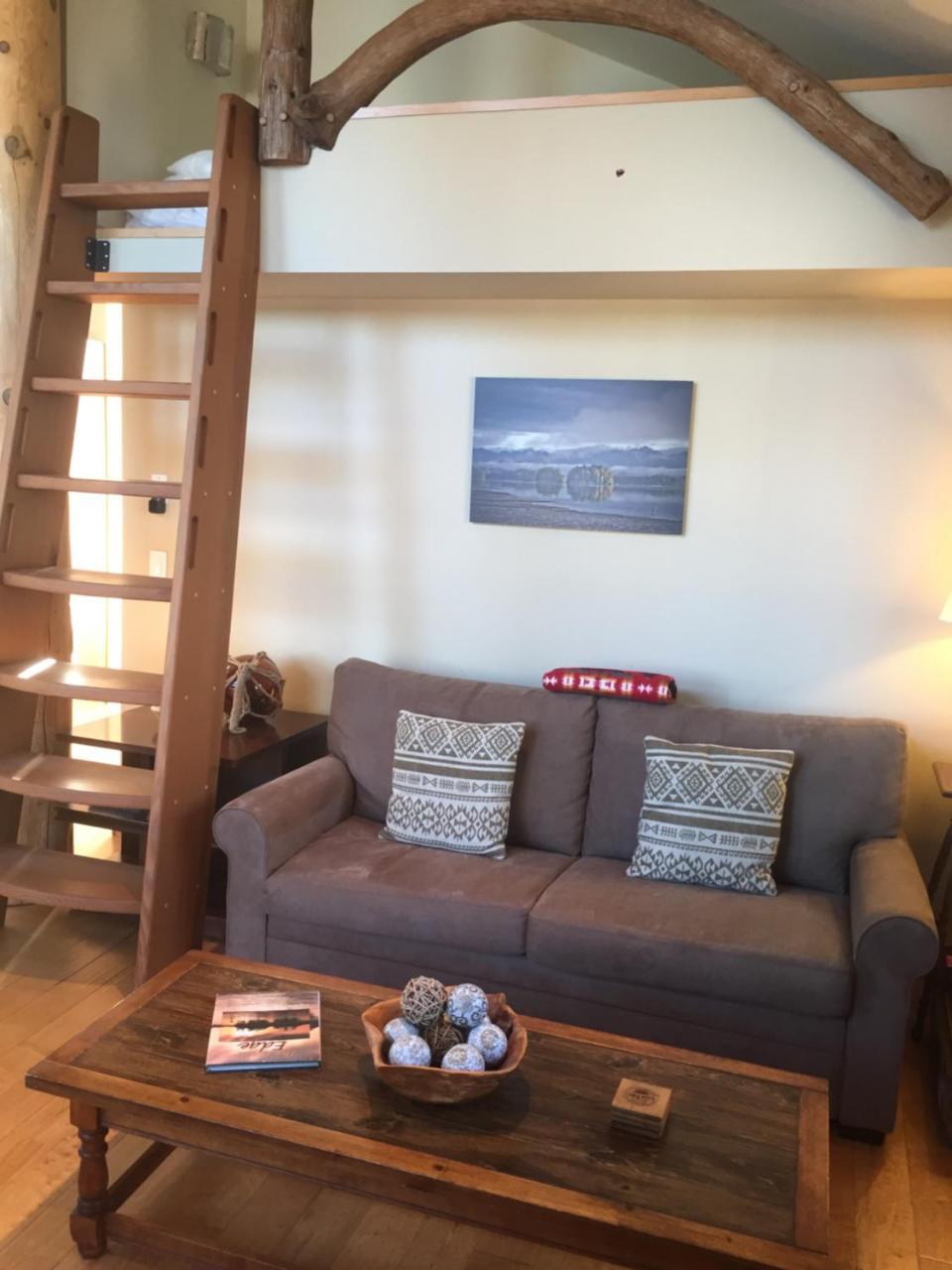 Black Bear Guesthouse Tofino Extérieur photo